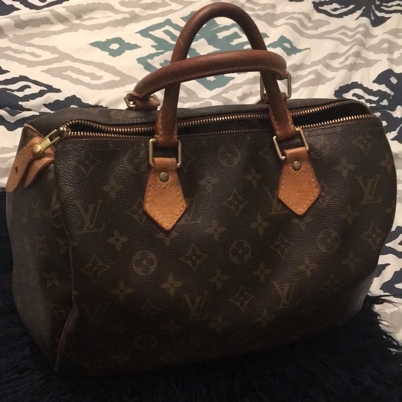 Louis Vuitton Handbags - Louis Vuitton Speed Bag